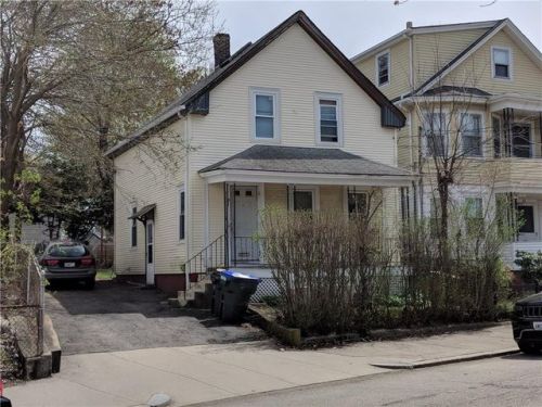 91 Hawkins St, Providence, RI 02908-1744