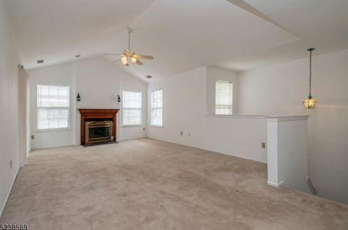 341 Bowler Ct, Piscataway NJ  08854-6646 exterior