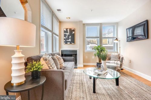 1731 Willard St, Washington, DC 20009-1731