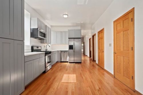 6152 Ellis Ave, Chicago IL 60637-2614 exterior