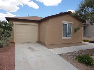 6907 Harrier Loop, Tucson AZ  85756-8614 exterior
