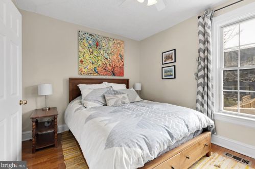 532 Newton Pl, Washington DC  20010-1710 exterior