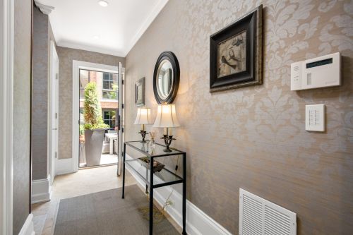 1358 Dearborn St, Chicago IL 60827-2510 exterior