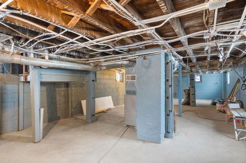 2410 12th St, Milwaukee WI  53215-3111 exterior