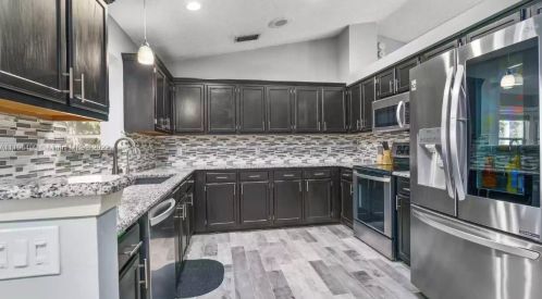 1949 Swift Ave, Fort Pierce, FL 34953-8004