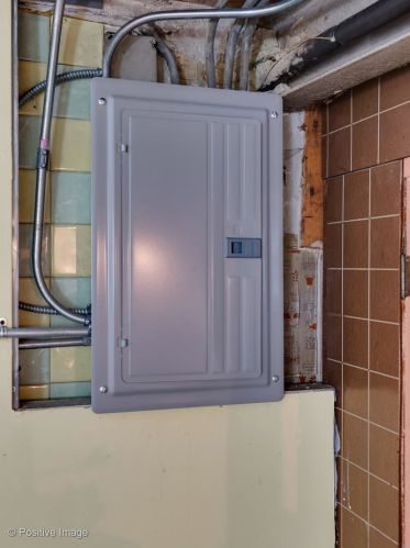 6058 63 Pl, Chicago IL 60638-4642 exterior