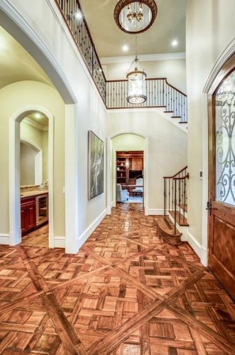 4311 Brookview Dr, Dallas TX  75220-3803 exterior