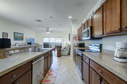 3916 Sabal, Fort Pierce FL 34981-5117 exterior