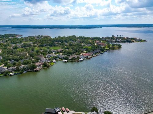 146 Bermuda Cir, Montgomery TX 77356-8205 exterior