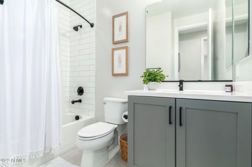 25818 20 Ln, Phoenix AZ 85085-1714 exterior