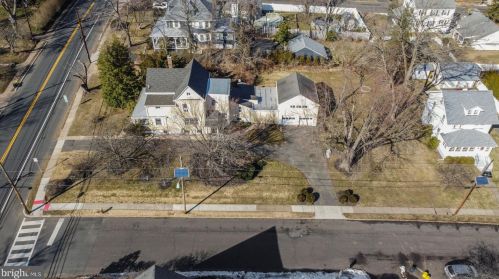 852 Lawrence Rd, Trenton, NJ 08648