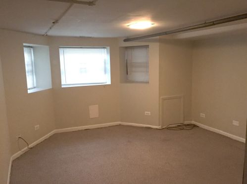 1029 Wolfram St, Chicago IL 60657-4329 exterior