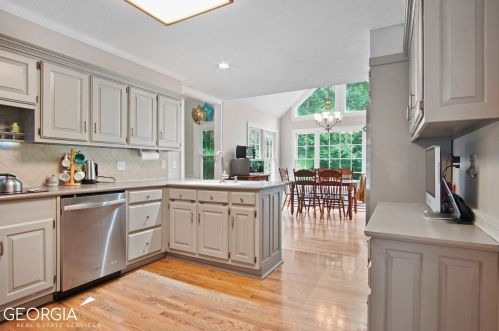 611 Belgrave Ln, Tucker GA  30084-2077 exterior