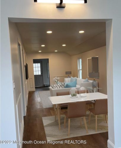 25 Monmouth Ave, Middletown NJ  07748-5732 exterior