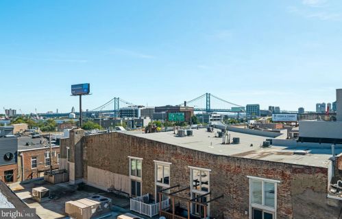 831 2nd St, Philadelphia PA 19122-1946 exterior