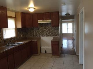 11959 Prairie Ave, Chicago IL  60628-6232 exterior