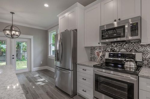 105 Genesee St, Tampa FL  33603-3825 exterior