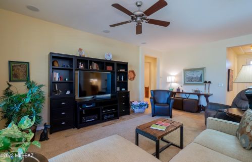 1094 Night Heron Dr, Green Valley AZ 85614-6016 exterior