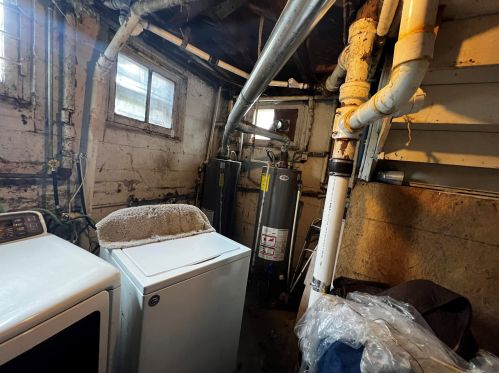 2320 11 St, Milwaukee WI 53215-3105 exterior