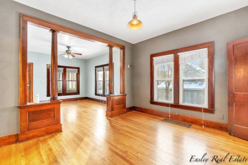 73 Grant St, Cedar Springs MI 49319-5129 exterior