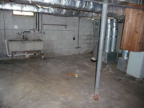 5874 65th St, Milwaukee WI  53218-1923 exterior