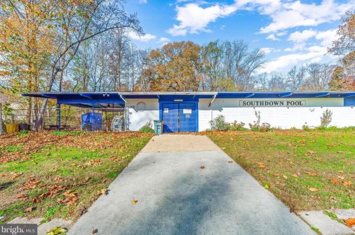 152 Duval Ln, Edgewater MD 21037-1613 exterior