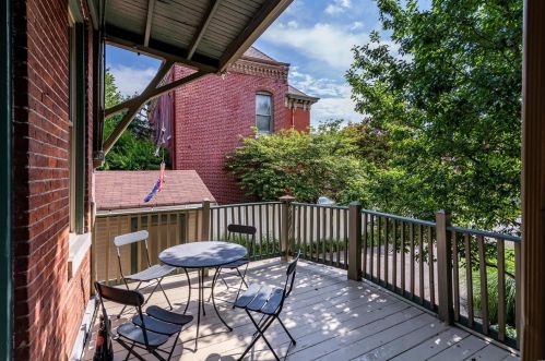 1205 Sidney St, Saint Louis MO 63104-4315 exterior