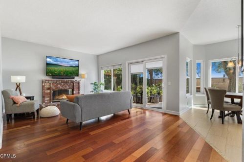 1840 Ivanhoe Ave, Oxnard CA  93030-8732 exterior