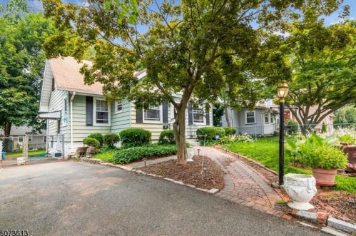 34 Shore Rd, Parsippany, NJ 07834-1559