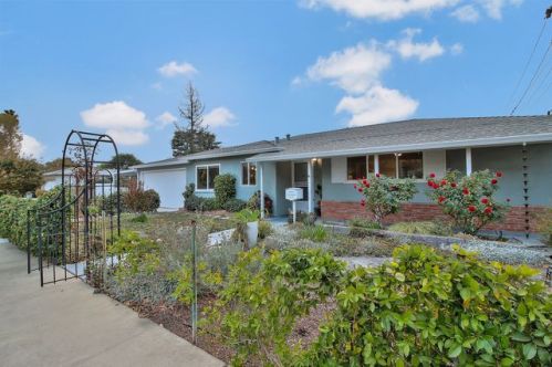 1279 Coventry Rd, Concord, CA 94518-1442