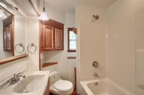 8 Ridge Ave, Pittsburgh PA 15221-4112 exterior