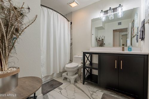 3128 Altadena Ave, Phoenix AZ  85029-3211 exterior