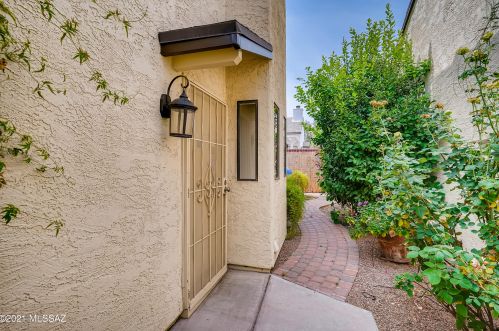 9768 1st St, Tucson AZ  85748-2762 exterior