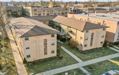 4208 Keystone Ave, Chicago, IL 60641-2317