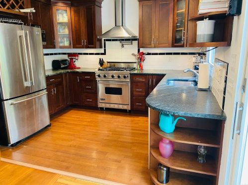 35 Lieper St, Huntington Station NY 11746-3836 exterior