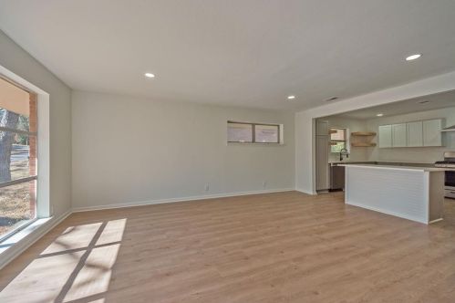 827 Green Castle Dr, Dallas TX  75232-1207 exterior