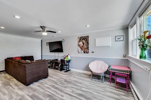 2114 Menard Ave, Chicago IL 60644-2101 exterior