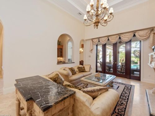 3852 Isla Del Sol Way, Naples FL 34114-9485 exterior