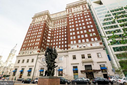 1600 Arch St, Philadelphia PA 19103-2028 exterior