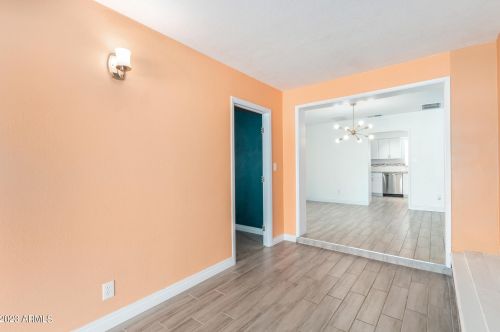 2032 Campbell Ave, Phoenix AZ  85015-4126 exterior