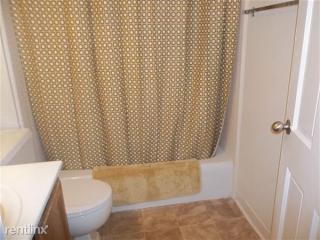 2312 Golden Gate Dr, Greensboro NC  27405-4952 exterior