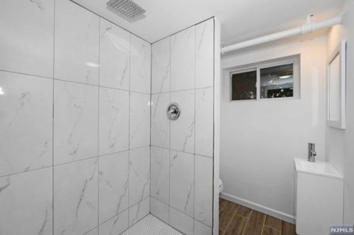 115 Oakdene Ave, Teaneck NJ  07666-4169 exterior