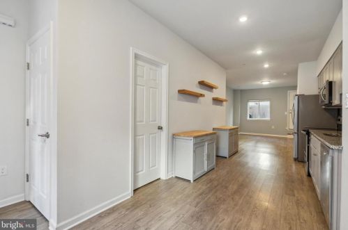 1909 Brown St, Philadelphia PA  19130-2007 exterior