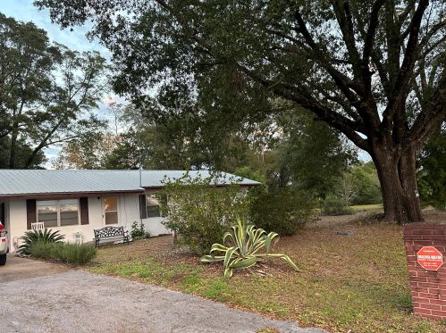 87 Sheldon Ave, Defuniak Springs, FL 32435-2175