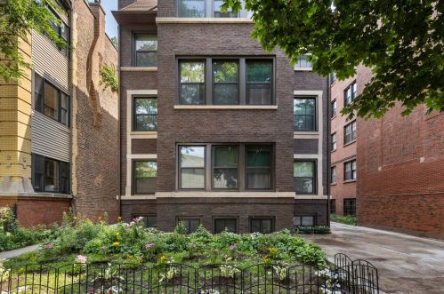 731 Junior Ter, Chicago, IL 60613-1513