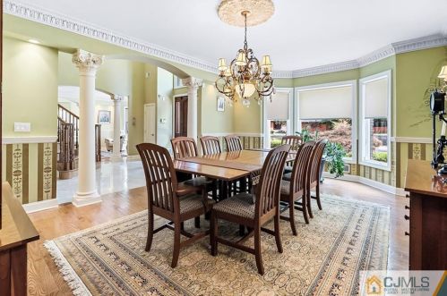 21 Southfield Rd, Edison NJ 08820-3141 exterior