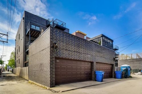 2412 Lyndale St, Chicago IL 60647-3111 exterior