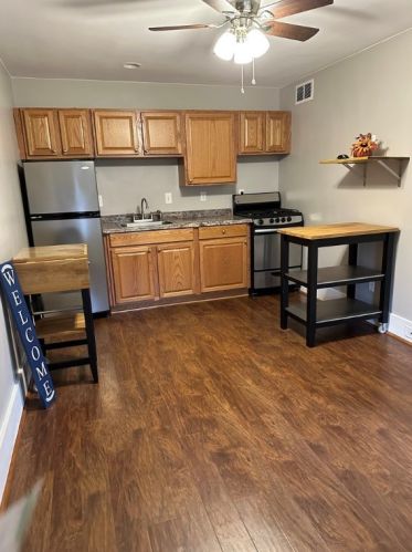 1517 Mcfarland Rd, Pittsburgh PA  15216-1808 exterior