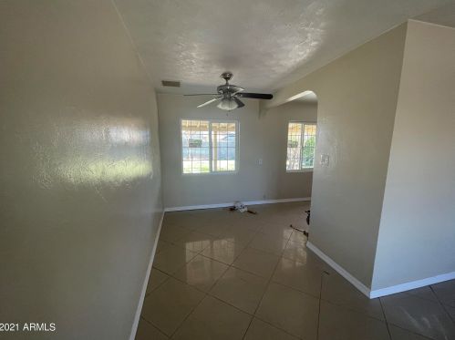 6739 33rd Ave, Phoenix AZ 85041-6332 exterior