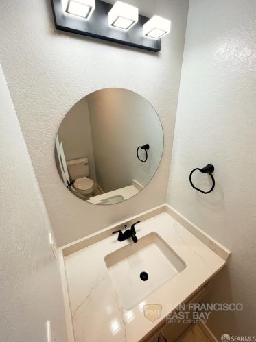 1502 Parkwood Pl, Concord CA 94521-2203 exterior